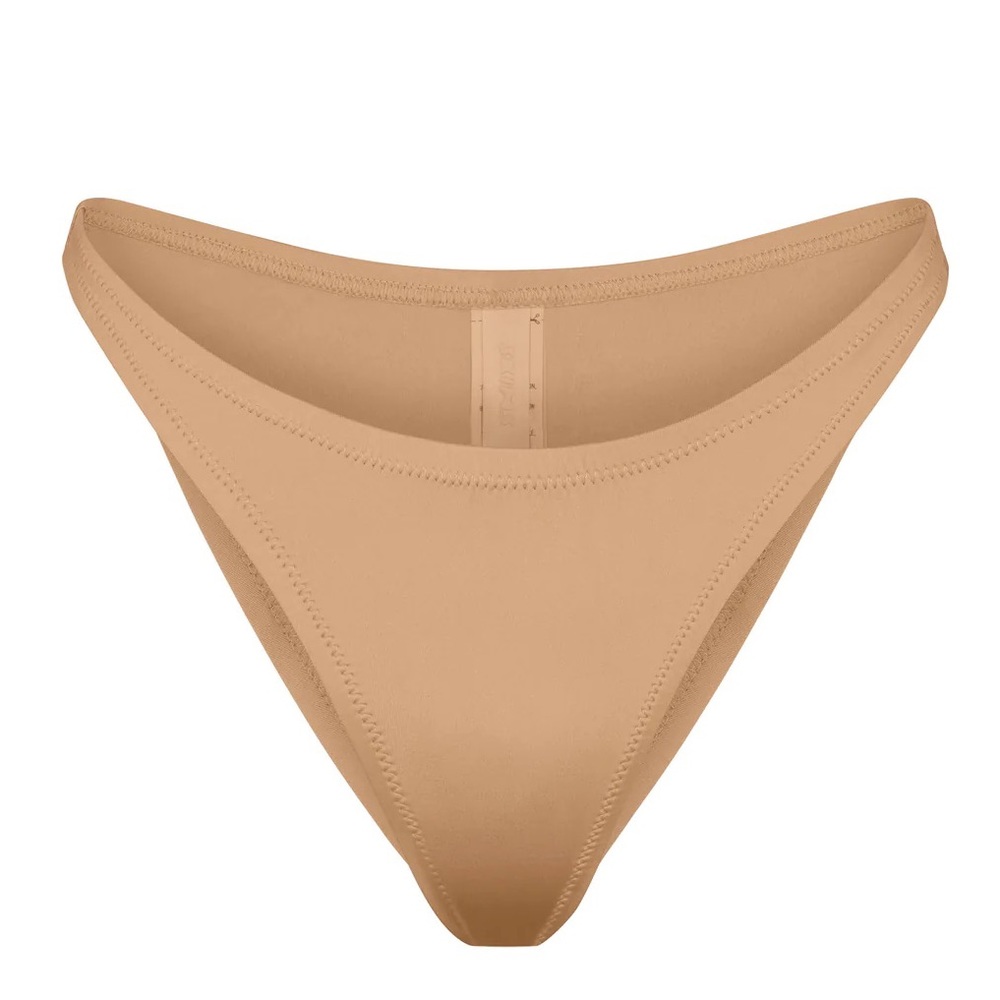 SKIMS Dipped Waist Bottoms